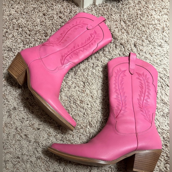 Pink CowBoy Boots | Matisse Mylie -8.5 - Picture 4 of 6